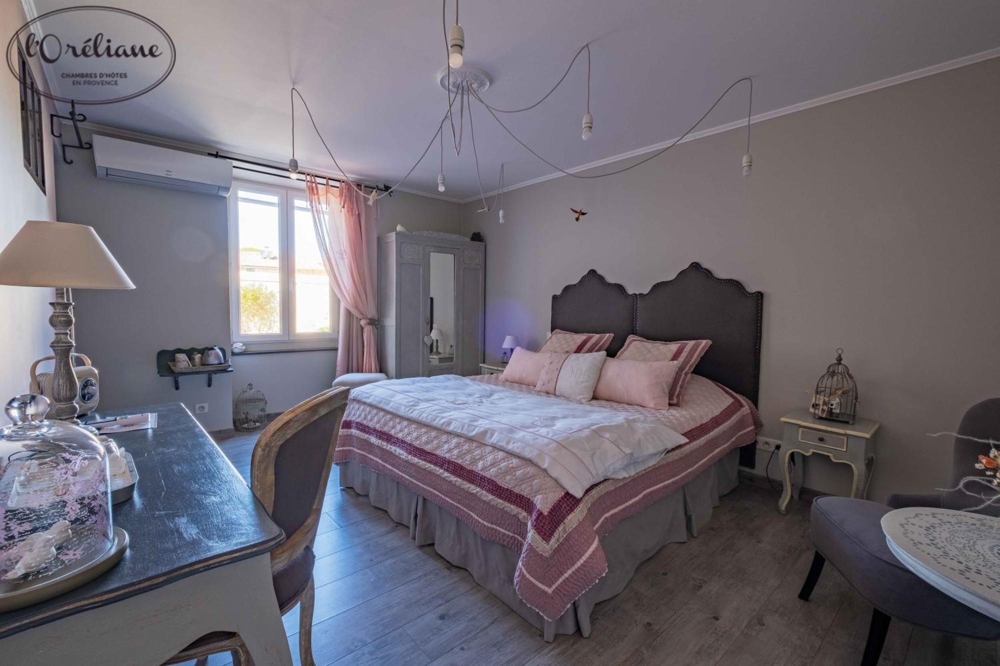Chambres D'Hotes L'Oreliane En Provence Only Adult Châteauneuf-de-Gadagne Exteriér fotografie