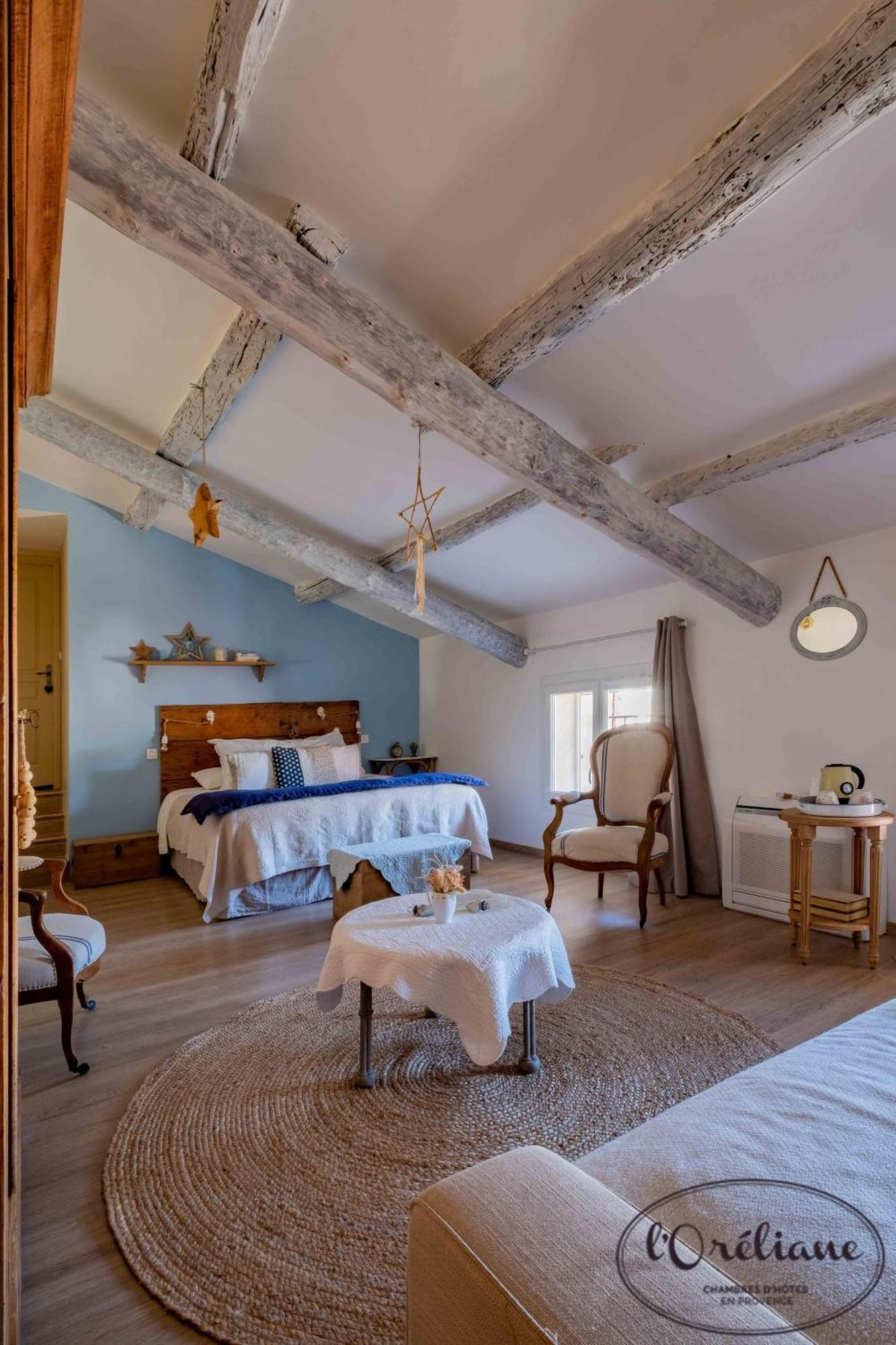 Chambres D'Hotes L'Oreliane En Provence Only Adult Châteauneuf-de-Gadagne Exteriér fotografie