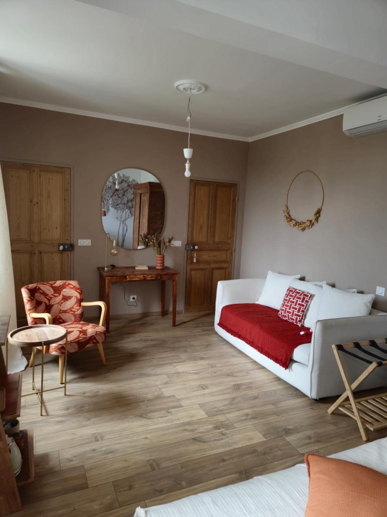 Chambres D'Hotes L'Oreliane En Provence Only Adult Châteauneuf-de-Gadagne Exteriér fotografie