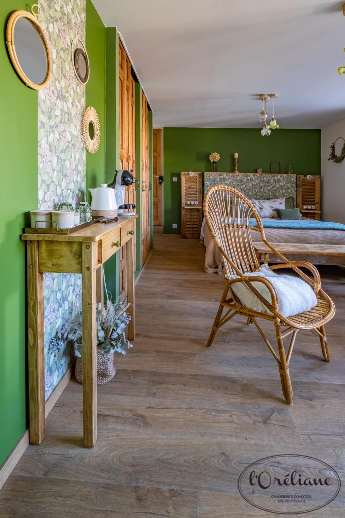 Chambres D'Hotes L'Oreliane En Provence Only Adult Châteauneuf-de-Gadagne Exteriér fotografie