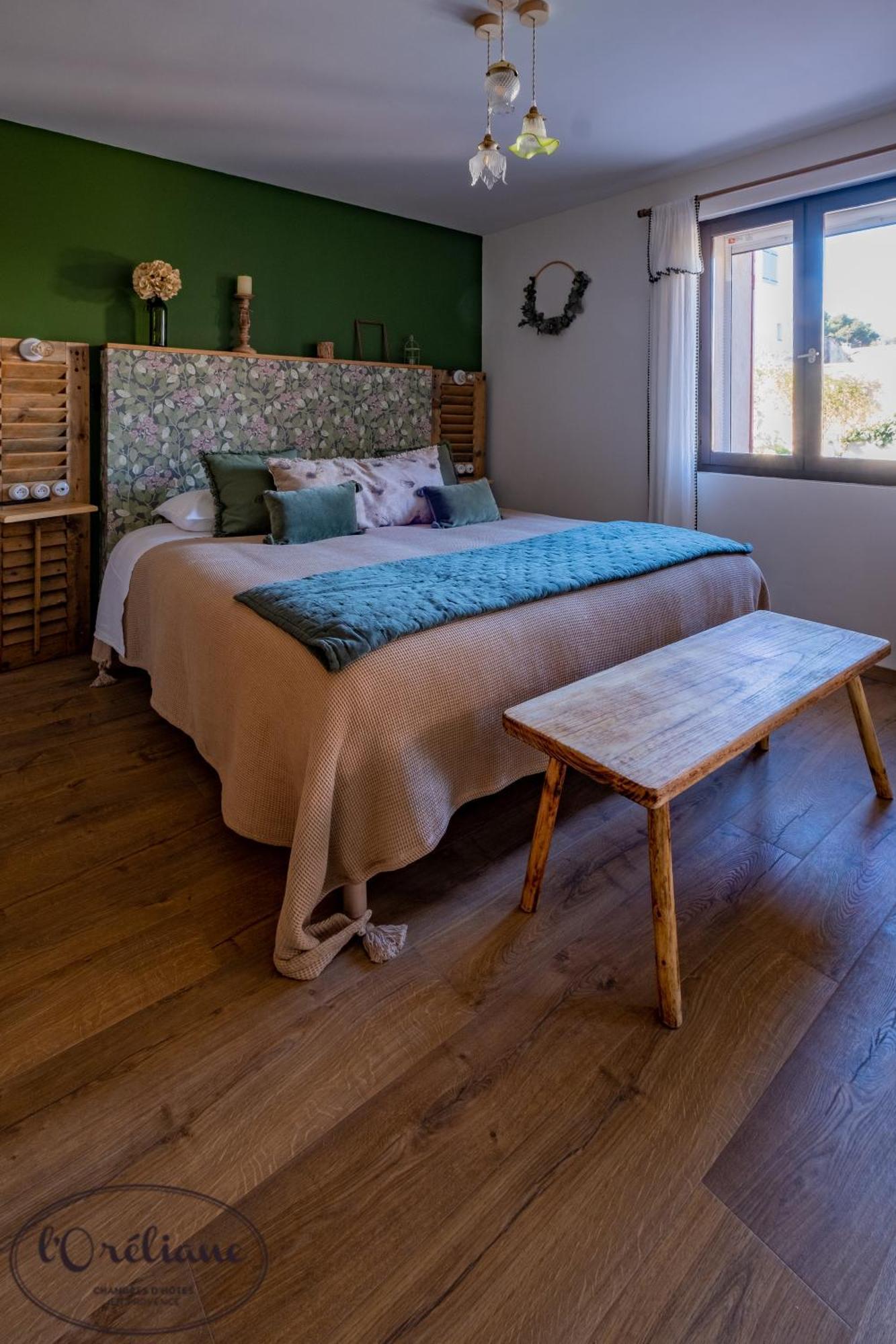 Chambres D'Hotes L'Oreliane En Provence Only Adult Châteauneuf-de-Gadagne Exteriér fotografie